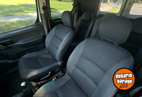 Utilitarios - Citroen Berlingo 2017 Diesel 120000Km - En Venta