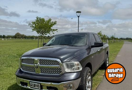 Camionetas - Dodge Ram 1500 Larramie 2015 Nafta 183000Km - En Venta