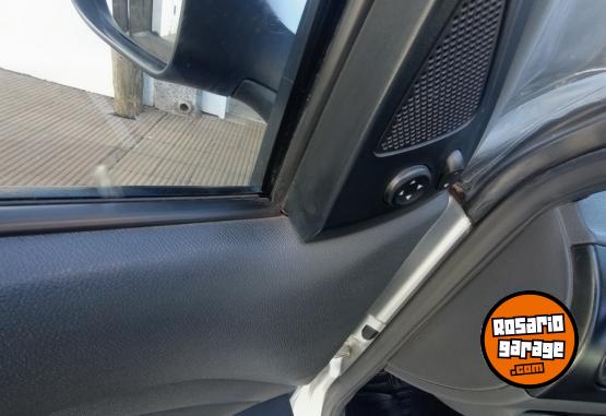 Camionetas - Fiat Strada 1.3 Trekking D/C 2016 Diesel 148468Km - En Venta