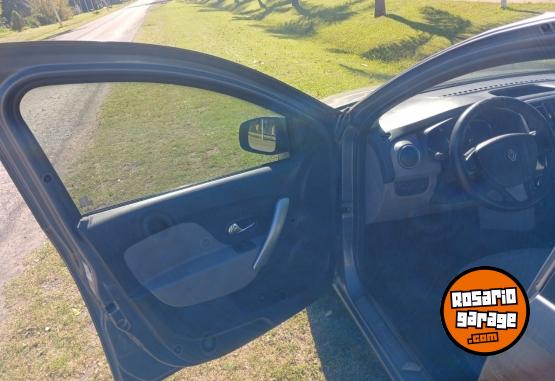 Autos - Renault LOGAN PRIVILEGE GNC 2014 GNC 170000Km - En Venta