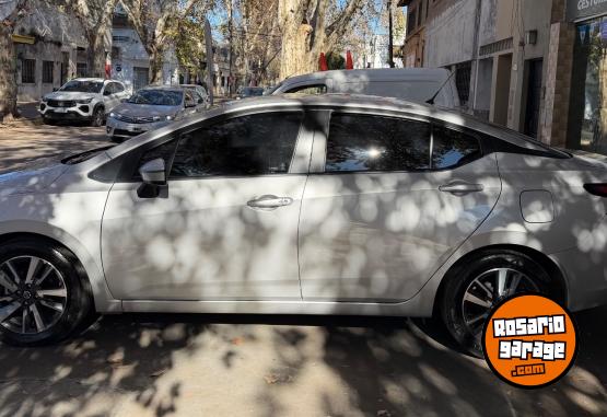 Autos - Nissan Versa advance 1.6 2022 Nafta 81000Km - En Venta