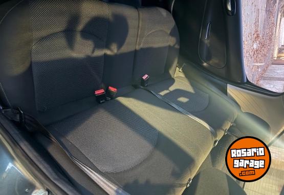 Autos - Peugeot 207 xt hdi 2013 Diesel  - En Venta