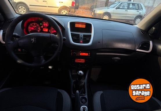Autos - Peugeot 207 xt hdi 2013 Diesel  - En Venta