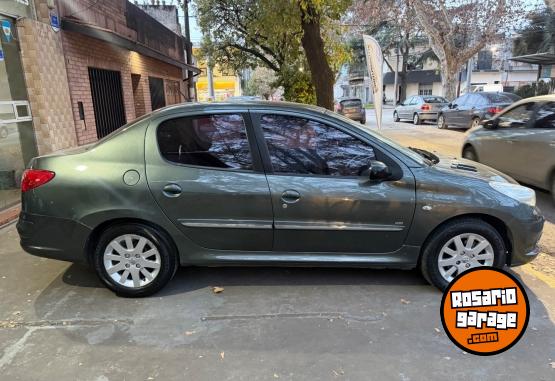 Autos - Peugeot 207 xt hdi 2013 Diesel  - En Venta