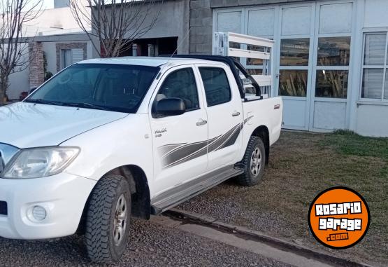 Camionetas - Toyota Hilux 2011 Diesel 210000Km - En Venta