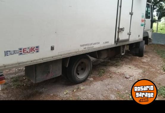 Camiones y Gr�as - Ford cargo 915 2009 - En Venta