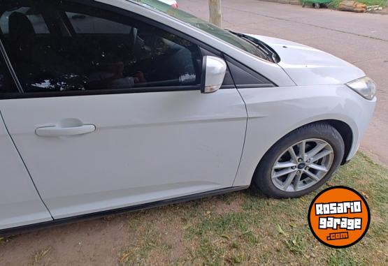 Autos - Ford Focus 2016 Nafta 137000Km - En Venta