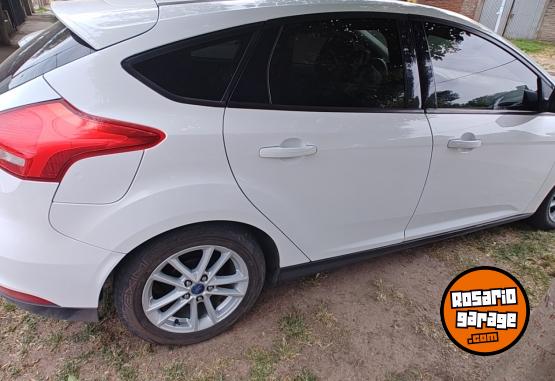 Autos - Ford Focus 2016 Nafta 137000Km - En Venta
