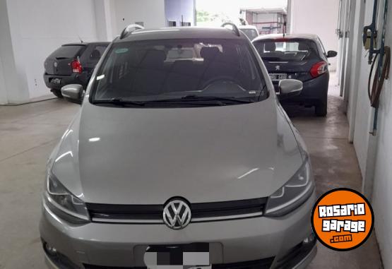 Autos - Volkswagen Suran trendline 2015 GNC 195000Km - En Venta