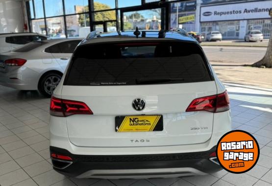 Autos - Volkswagen Taos Highline AT 2024 Nafta 50000Km - En Venta