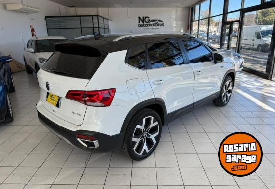 Autos - Volkswagen Taos Highline AT 2024 Nafta 50000Km - En Venta