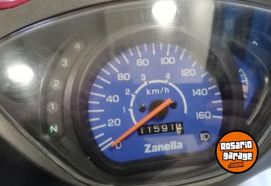 Motos - Zanella Zb 125 2023 Nafta 11000Km - En Venta