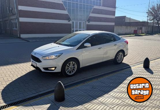Autos - Ford Focus 2017 Nafta 40000Km - En Venta