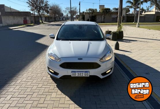 Autos - Ford Focus 2017 Nafta 40000Km - En Venta