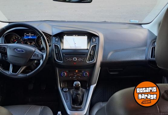 Autos - Ford Focus SE  MT 2017 Nafta 84000Km - En Venta