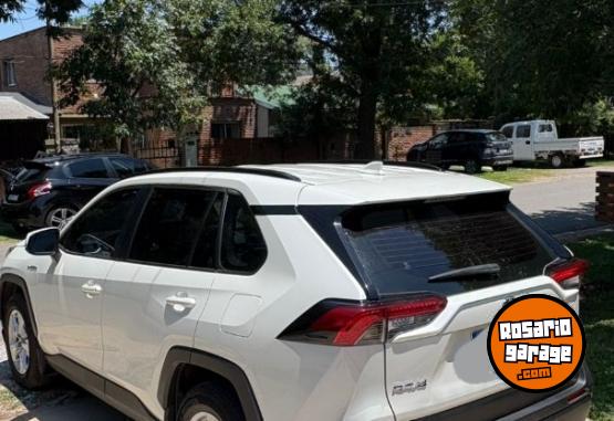 Autos - Toyota rav 4 2.5 hibrida 2019 2019 Electrico / Hibrido 128000Km - En Venta