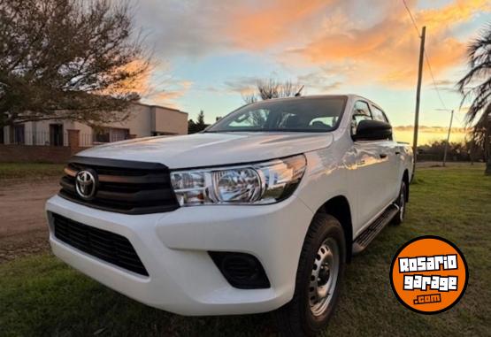 Camionetas - Toyota Hilux 2026 Diesel 3200Km - En Venta