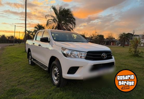 Camionetas - Toyota Hilux 2026 Diesel 3200Km - En Venta