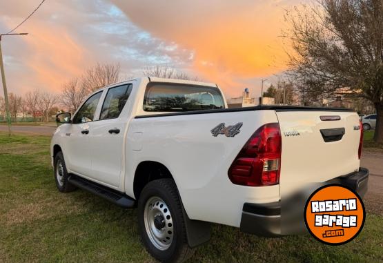 Camionetas - Toyota Hilux 2026 Diesel 3200Km - En Venta