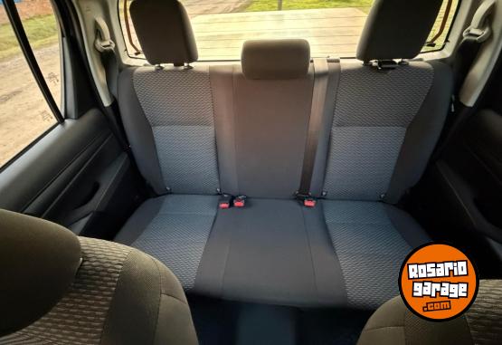 Camionetas - Toyota Hilux 2026 Diesel 3200Km - En Venta