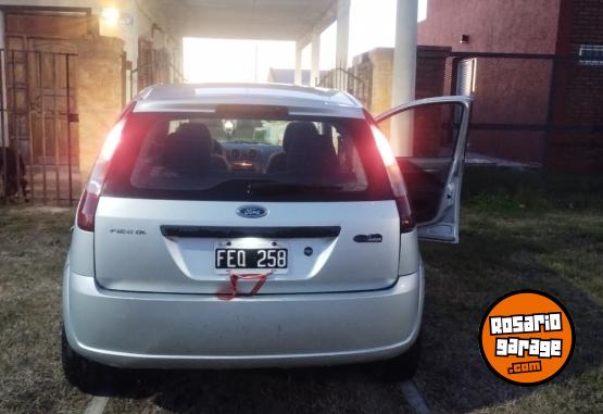 Autos - Ford Fiesta 1.6 2005 Nafta 171000Km - En Venta