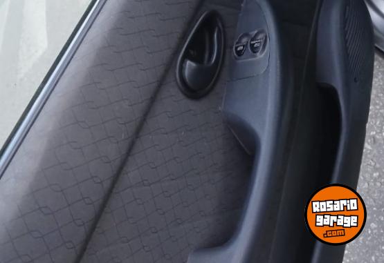 Autos - Fiat Palio 2006 Nafta 141200Km - En Venta