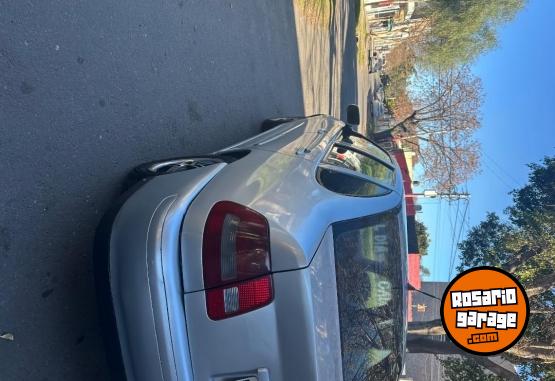 Autos - Volkswagen POLO 2005 Nafta 420000Km - En Venta