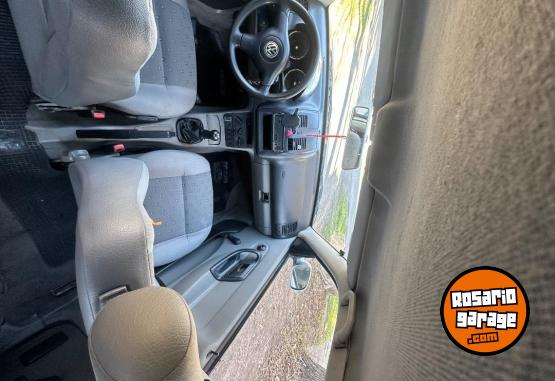 Autos - Volkswagen POLO 2005 Nafta 420000Km - En Venta