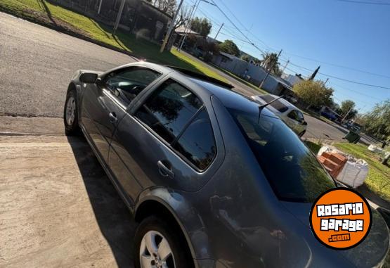 Autos - Volkswagen Bora 2.0 trendline 2012 Nafta 137000Km - En Venta