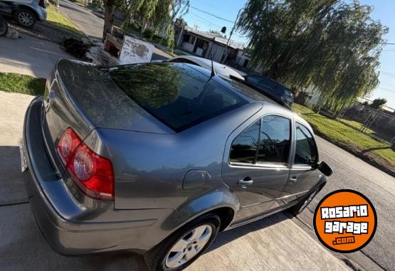 Autos - Volkswagen Bora 2.0 trendline 2012 Nafta 137000Km - En Venta