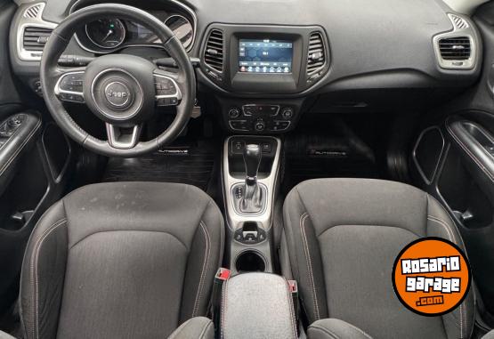 Camionetas - Jeep Compass Sport impecable 2019 Nafta 100000Km - En Venta