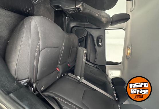 Camionetas - Jeep Compass Sport impecable 2019 Nafta 100000Km - En Venta