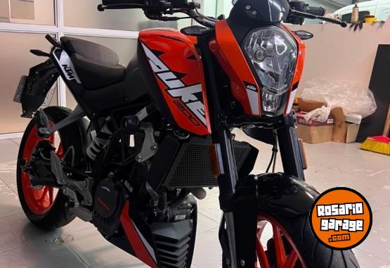 Motos - Ktm DUKE 200 2023 Nafta 4700Km - En Venta