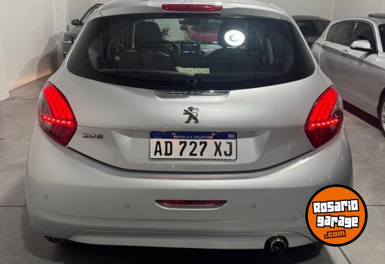 Autos - Peugeot 208 1.6 Allure Nav 2019 Nafta 130000Km - En Venta