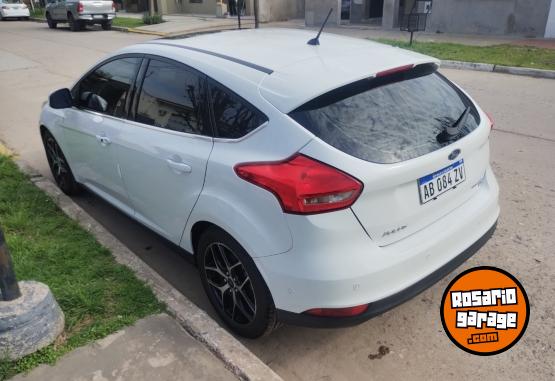 Autos - Ford Focus 2017 Nafta 80000Km - En Venta