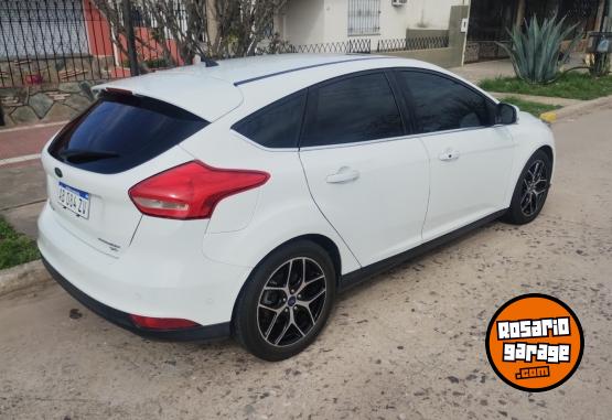 Autos - Ford Focus 2017 Nafta 80000Km - En Venta