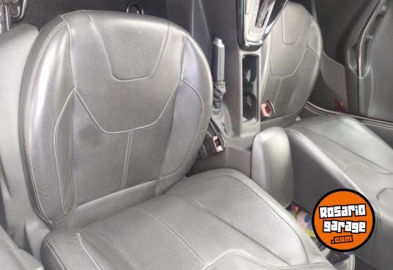Autos - Ford Focus 2017 Nafta 80000Km - En Venta
