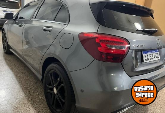 Autos - Mercedes Benz A200 2016 Nafta 120000Km - En Venta