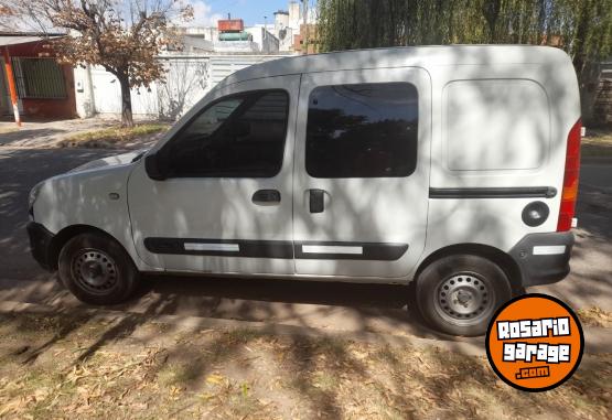 Utilitarios - Renault Kangoo 2017 Nafta 129400Km - En Venta