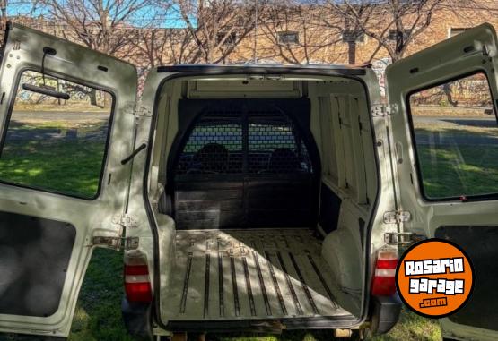 Utilitarios - Fiat Fiorino 2011 Nafta 166000Km - En Venta