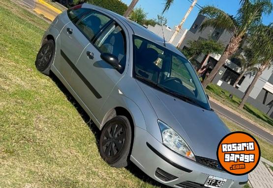 Autos - Ford Focus 2003 Nafta 100000Km - En Venta