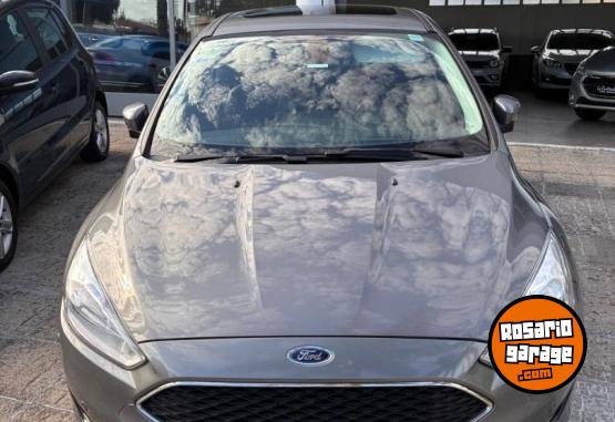 Autos - Ford Focus SE Plus 2018 Nafta 105000Km - En Venta