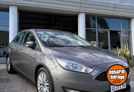 Autos - Ford Focus SE Plus 2018 Nafta 105000Km - En Venta