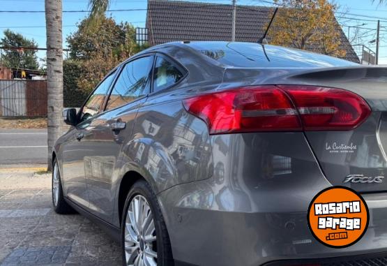 Autos - Ford Focus SE Plus 2018 Nafta 105000Km - En Venta