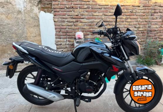 Motos - Honda Twister 125 2026 Nafta 1300Km - En Venta