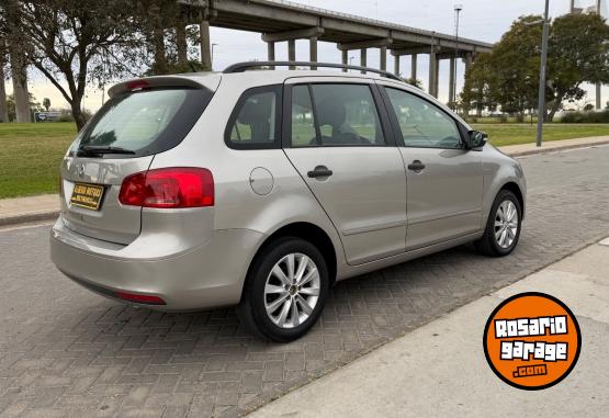 Autos - Volkswagen SURAN 1.6 TRENDLINE 2012 Nafta 120000Km - En Venta