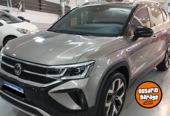 Autos - Volkswagen TAOS HIGHLINE BITONO 2024 Nafta 17000Km - En Venta