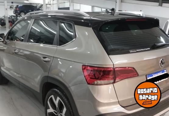 Autos - Volkswagen TAOS HIGHLINE BITONO 2024 Nafta 17000Km - En Venta