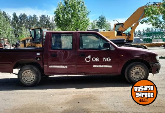 Camionetas - Isuzu Isizu 2.5 C/D 2005 Diesel 500000Km - En Venta
