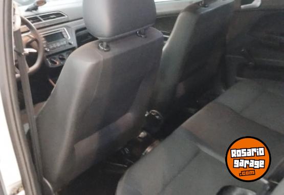 Autos - Volkswagen GOL TREND TRENDLINE 2019 Nafta 131000Km - En Venta
